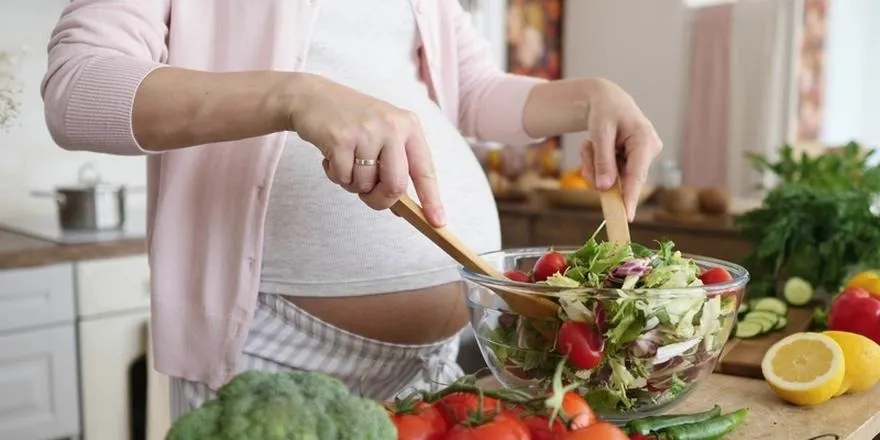Jak należy zmodyfikować dietę w czasie ciąży: praktyczny przewodnik