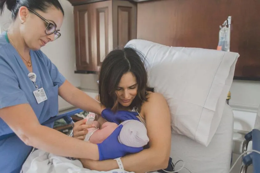 Poród siłami natury